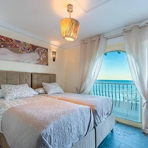 Hof Holland Carihuela Torremolinos