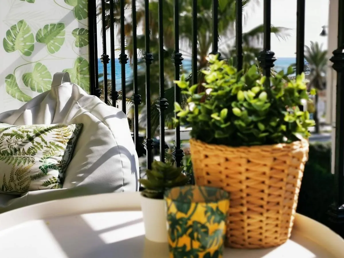 Lido Beachfront Torremolinos Lejlighed